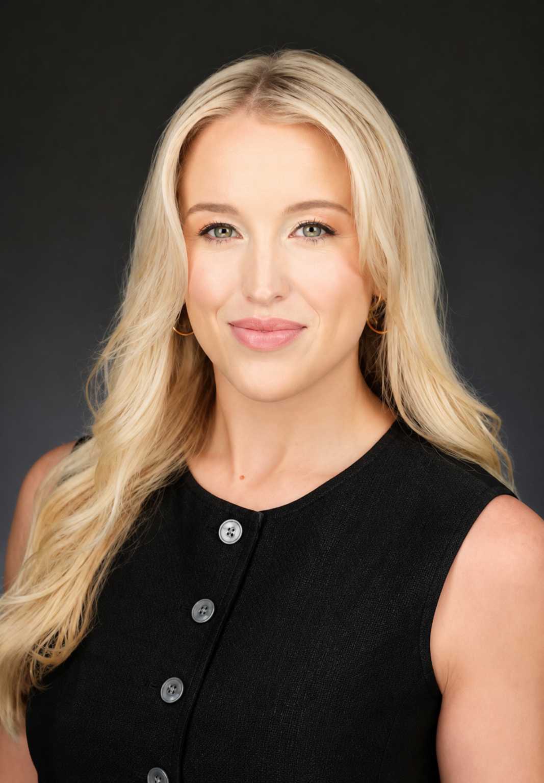 Emma Stinson Emma Stinson, Corporate Marketing Manager